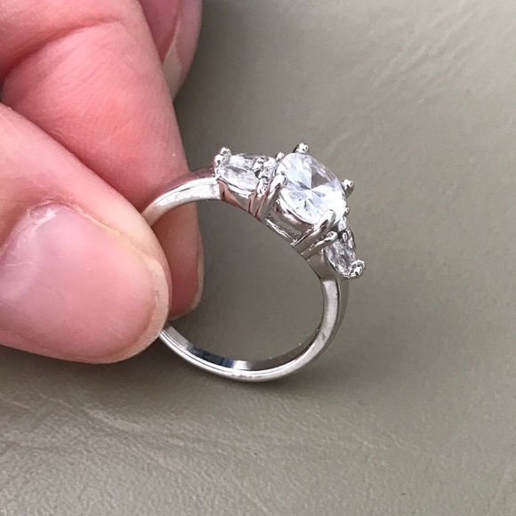 Charmed Aroma | Sterling Silver Size 8 Ring - Picture 2 of 5